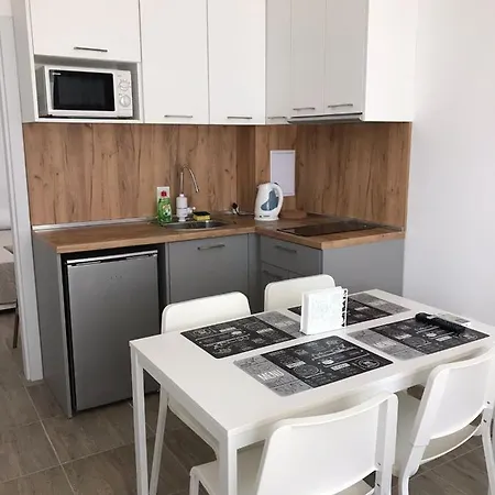 Прекрасные Солнечные Апартаменты Apartment Nesebar
