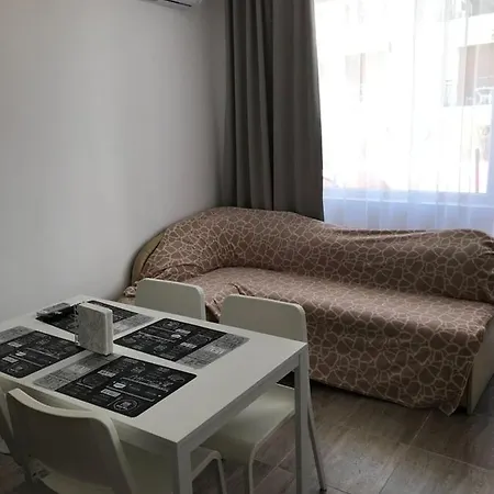 Прекрасные Солнечные Апартаменты Apartment Nesebar