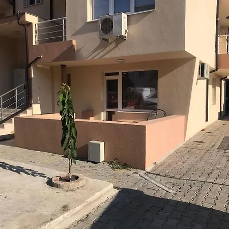 Прекрасные Солнечные Апартаменты Apartment